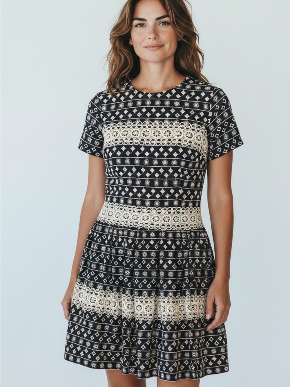 Monique Lhuillier Black and Cream Short-Sleeve Patterned Mini Dress